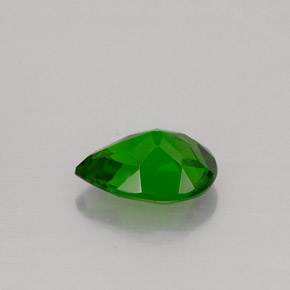 Diopsido de cromo verde natural de 0,76 ct, en forma de pera, VS