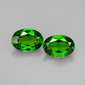 Gemas de diopsido de cromo verde natural de  ct, corte óvalo, VS