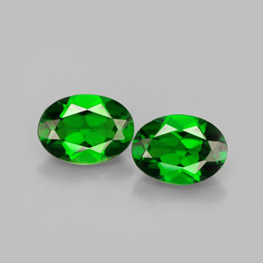 Gemas de diopsido de cromo verde natural de  ct, corte óvalo, VS