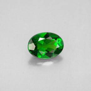 Diopsido de cromo verde natural de 0,88 ct, corte óvalo, VS