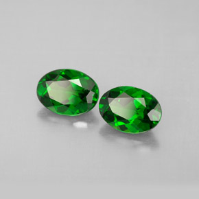 Gemas de diopsido de cromo verde natural de  ct, corte óvalo, VVS-VS