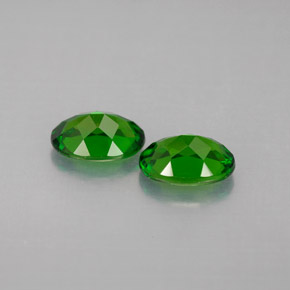 Gemas de diopsido de cromo verde natural de  ct, corte óvalo, VVS-VS