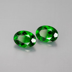 Gemas de diopsido de cromo verde natural de  ct, corte óvalo, VVS-VS