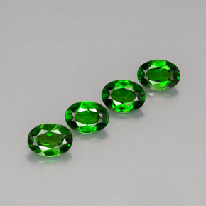 Gemas de diopsido de cromo verde natural de  ct, corte óvalo, VVS-VS