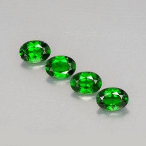 Gemas de diopsido de cromo verde natural de  ct, corte óvalo, VVS-VS
