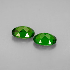 Gemas de diopsido de cromo verde natural de  ct, corte óvalo, VVS-VS
