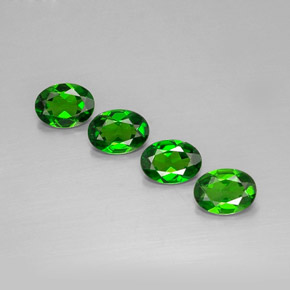 Gemas de diopsido de cromo verde natural de  ct, corte óvalo, VVS-VS