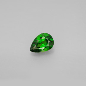Diopsido de cromo verde natural de 0,72 ct, en forma de pera, VS-SI