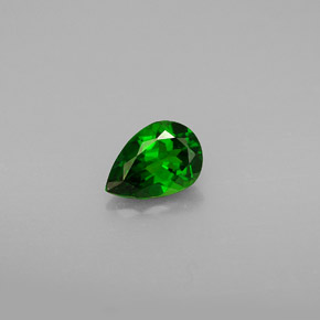 diópsido de cromo Verde natural de 0.74 ct, En forma de pera, VS