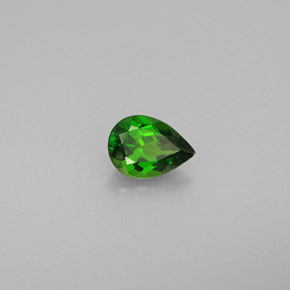 Diopsido de cromo verde natural de 0,65 ct, en forma de pera, VS