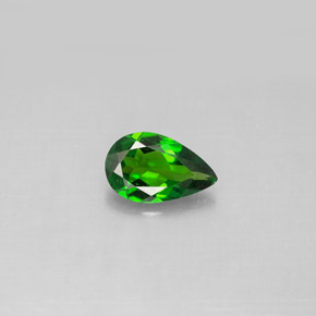 Diopsido de cromo verde natural de 0,74 ct, en forma de pera, VS