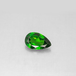Diopsido de cromo verde natural de 0,79 ct, en forma de pera, VS