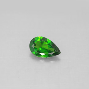 Diopsido de cromo verde natural de 0,74 ct, en forma de pera, VS