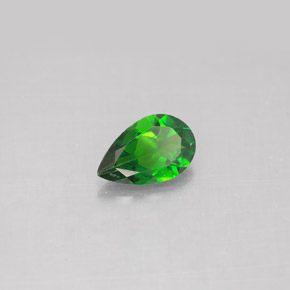 Diopsido de cromo verde natural de 0,74 ct, en forma de pera, VS