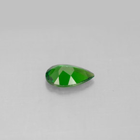 Diopsido de cromo verde natural de 0,74 ct, en forma de pera, VS