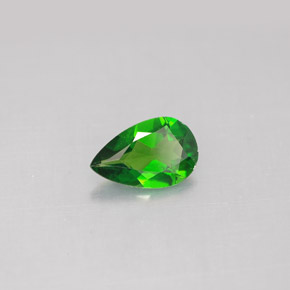 Diopsido de cromo verde natural de 0,71 ct, en forma de pera, VS
