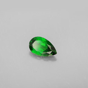 Diopsido de cromo verde natural de 0,83 ct, en forma de pera, VS
