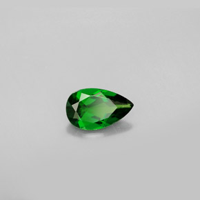 Diopsido de cromo verde natural de 0,77 ct, en forma de pera, VS