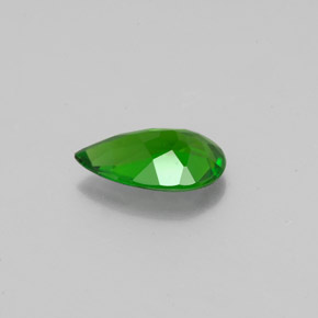 Diopsido de cromo verde natural de 0,66 ct, en forma de pera, VS
