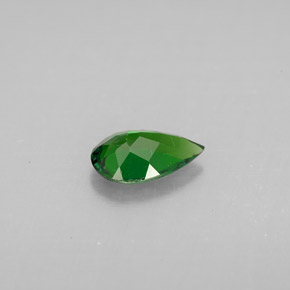 Diopsido de cromo verde natural de 0,63 ct, en forma de pera, VS