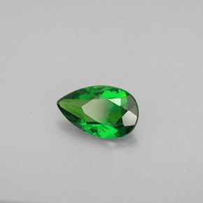 Diopsido de cromo verde natural de 0,74 ct, en forma de pera, VS