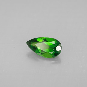Diopsido de cromo verde natural de 0,73 ct, en forma de pera, VS