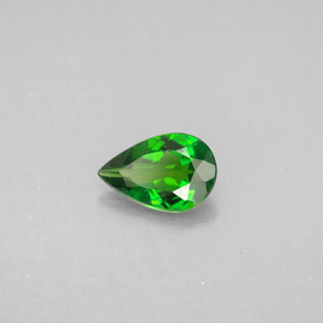 Diopsido de cromo verde natural de 0,67 ct, en forma de pera, VS