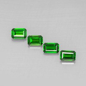 Gemas de diopsido de cromo verde natural de  ct, corte esmeralda, VS