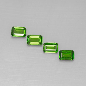 Gemas de diopsido de cromo verde natural de  ct, corte esmeralda, VS