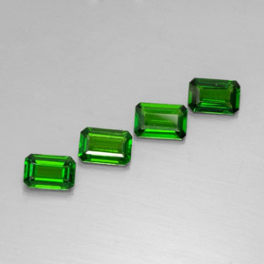 Gemas de diopsido de cromo verde natural de  ct, corte esmeralda, VVS-VS