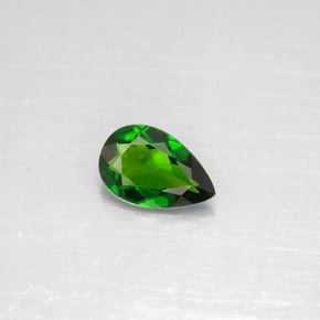Diopsido de cromo verde natural de 0,70 ct, en forma de pera, VVS-VS