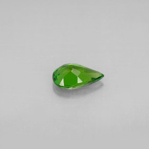 Diopsido de cromo verde natural de 0,63 ct, en forma de pera, VS