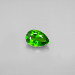 Diopsido de cromo verde natural de 0,68 ct, en forma de pera, VS