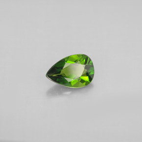 Diopsido de cromo verde natural de 0,66 ct, en forma de pera, VS