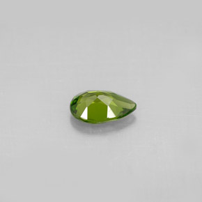 Diopsido de cromo verde natural de 0,62 ct, en forma de pera, VS