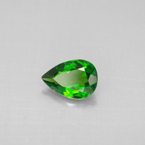 Diopsido de cromo verde natural de 0,60 ct, en forma de pera, VS