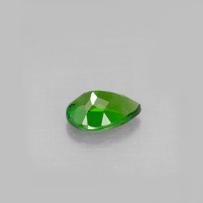 diópsido de cromo Verde natural de 0.77 ct, En forma de pera, VS
