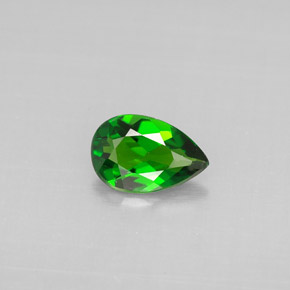 Diopsido de cromo verde natural de 0,56 ct, en forma de pera, VS