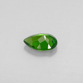 Diopsido de cromo verde natural de 0,62 ct, en forma de pera, VS