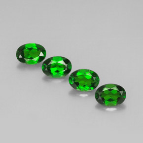 Gemas de diopsido de cromo verde natural de  ct, corte óvalo, VVS-VS