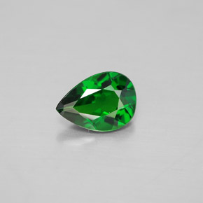Diopsido de cromo verde natural de 0,60 ct, en forma de pera, VVS