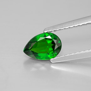 Diopsido de cromo verde natural de 0,66 ct, en forma de pera, VS