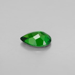 Diopsido de cromo verde natural de 0,66 ct, en forma de pera, VS