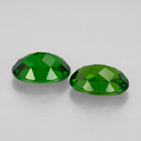 Gemas de diopsido de cromo verde natural de  ct, corte óvalo, VVS-VS