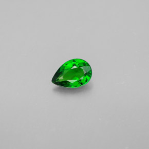 Diopsido de cromo verde natural de 0,31 ct, en forma de pera, VVS