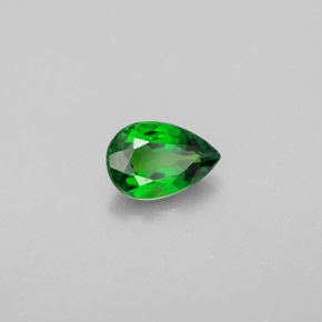 Diopsido de cromo verde natural de 0,63 ct, en forma de pera, VVS