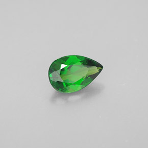 Diopsido de cromo verde natural de 0,64 ct, en forma de pera, VVS