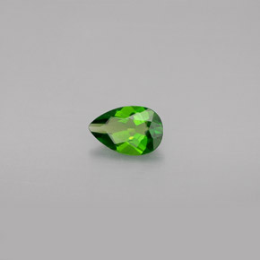 Diopsido de cromo verde natural de 0,48 ct, en forma de pera, VS