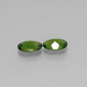 Gemas de diopsido de cromo verde natural de  ct, corte óvalo, VVS-VS