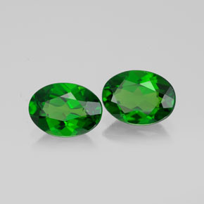 Gemas de diopsido de cromo verde natural de  ct, corte óvalo, VS